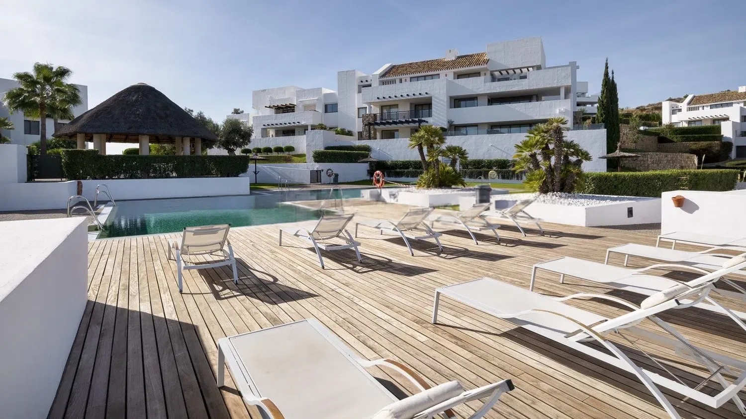 59e1bb08-8327-453e-8108-9c2f208a545f